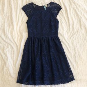 Francesca’s navy lace dress